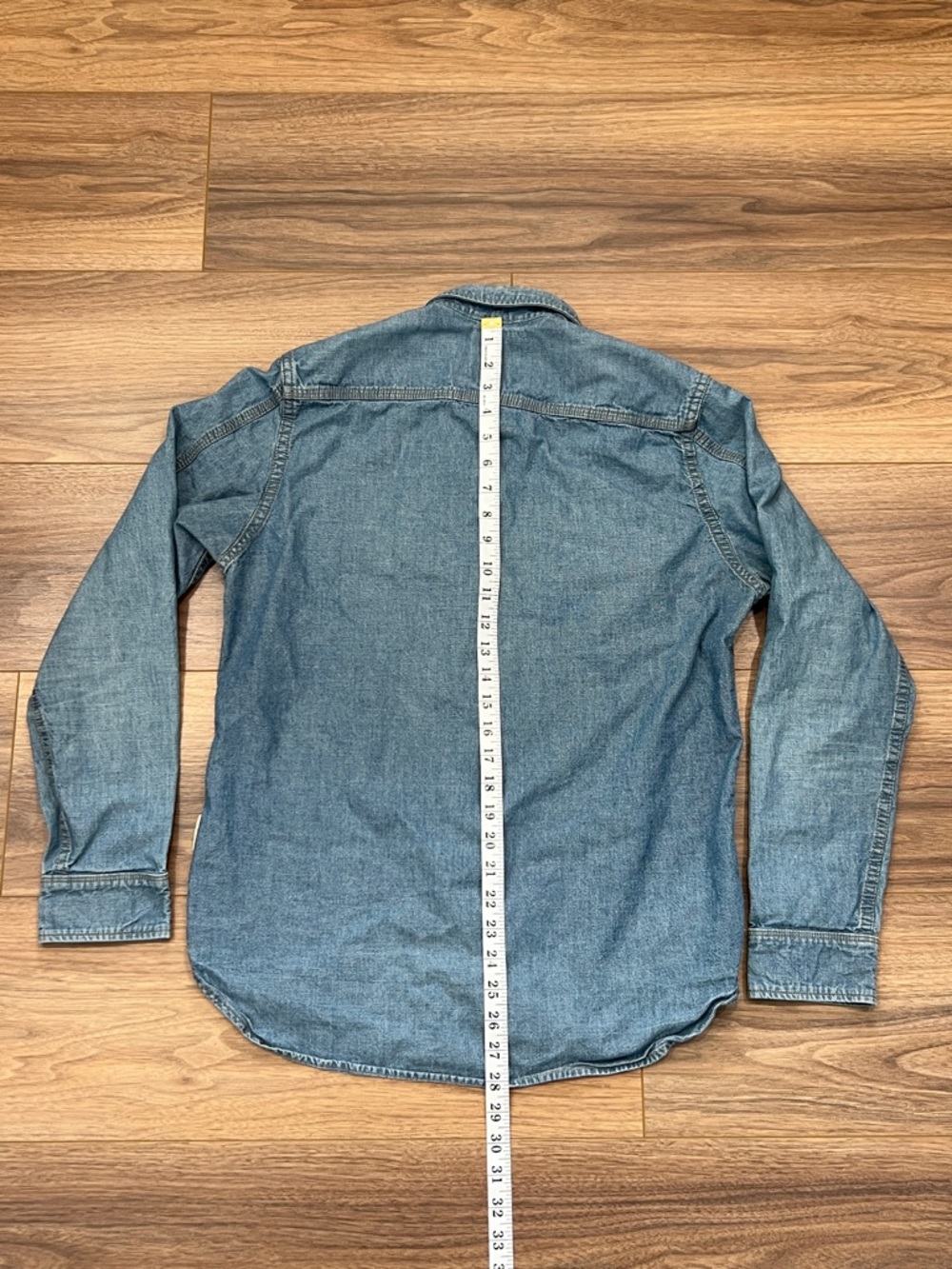Iron & Resin Denim Shirt Size Medium - Picture 13 of 14